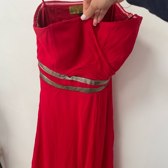 Red Nicole Miller Chiffon Long dress with Metallic Belt - Picture 3 of 5